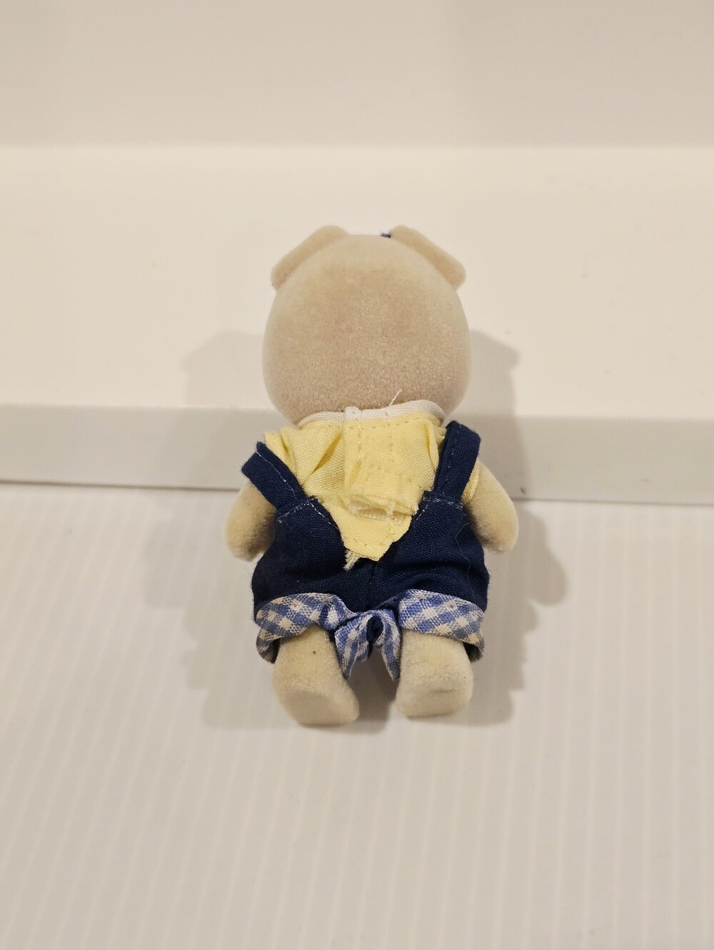 Vintage Epoch Sylvanian Families Calico Critters Pig Boy Brother Figure - Picture 4 of 5